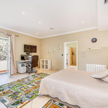 Villa Svim, Walking Distance To The Beach! Marbella Exteriör bild