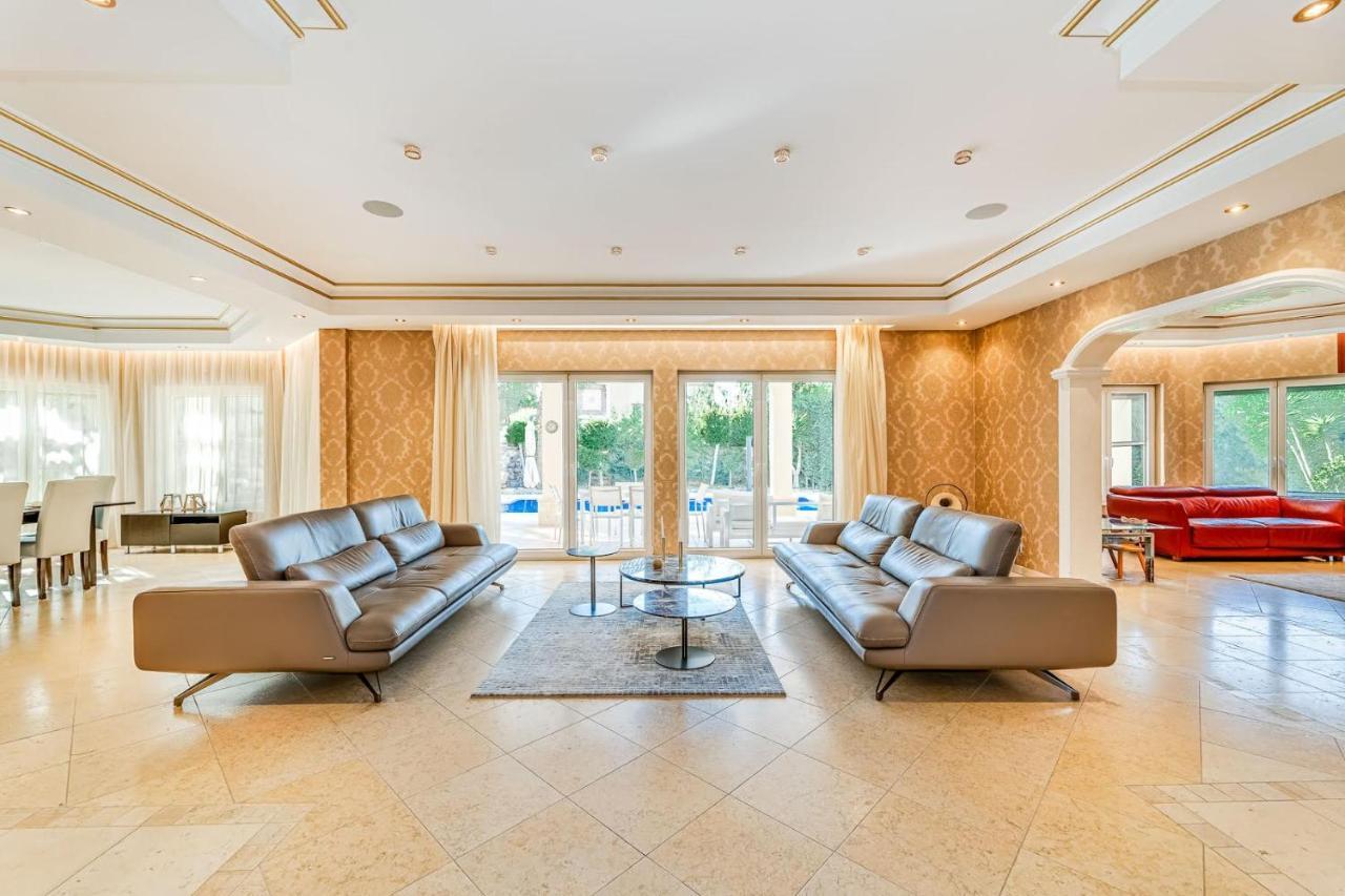 Villa Svim, Walking Distance To The Beach! Marbella Exteriör bild