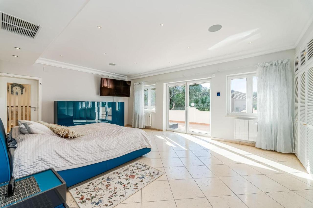 Villa Svim, Walking Distance To The Beach! Marbella Exteriör bild