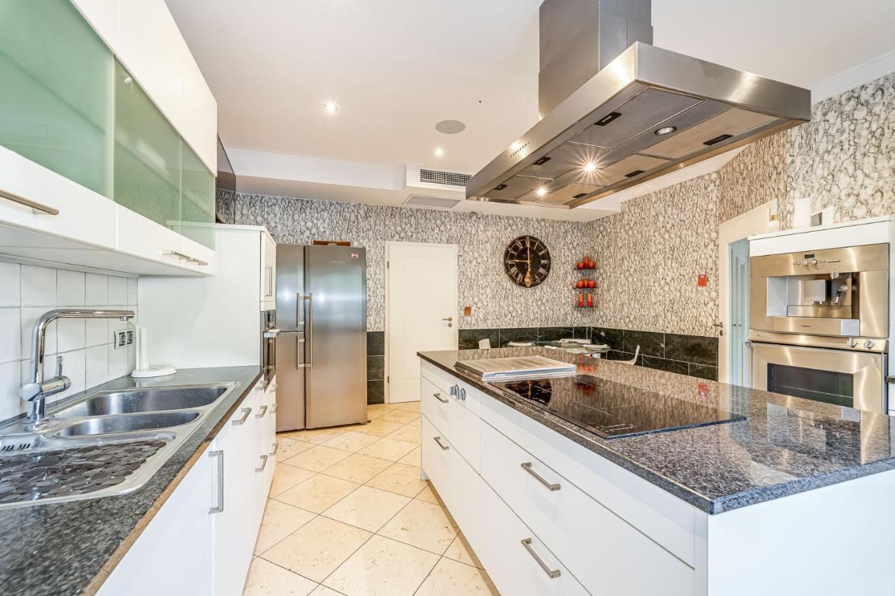 Villa Svim, Walking Distance To The Beach! Marbella Exteriör bild