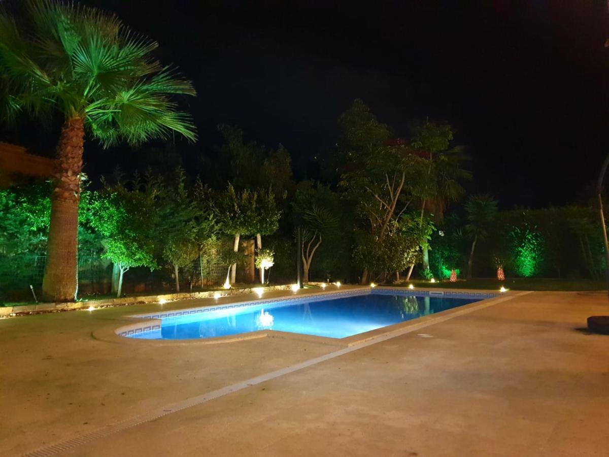 Villa Svim, Walking Distance To The Beach! Marbella Exteriör bild