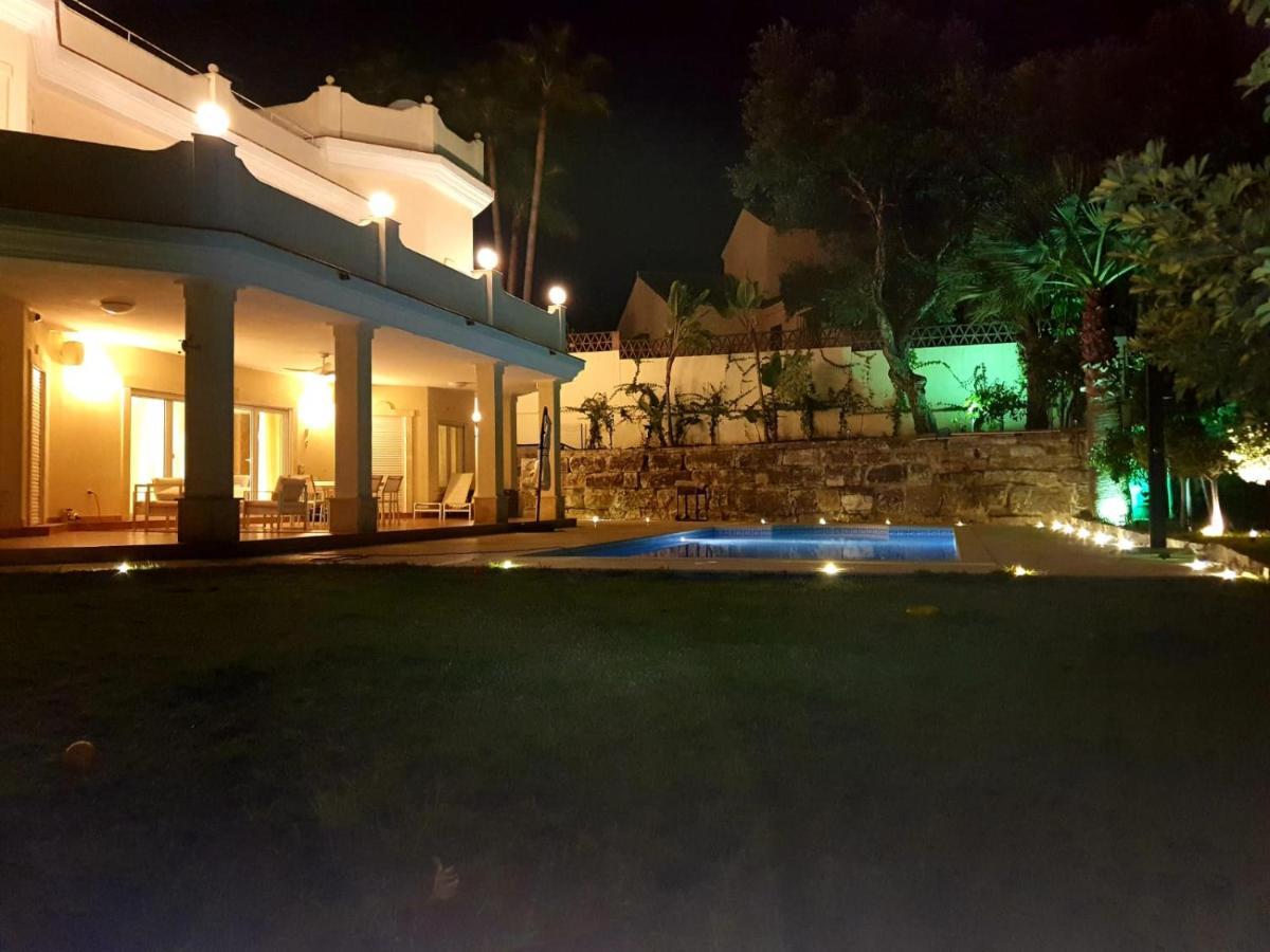 Villa Svim, Walking Distance To The Beach! Marbella Exteriör bild