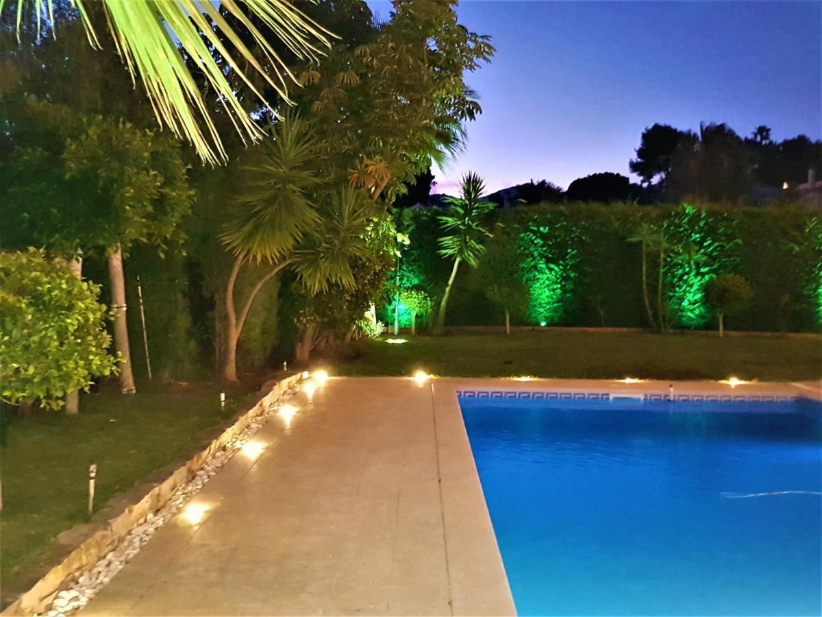 Villa Svim, Walking Distance To The Beach! Marbella Exteriör bild
