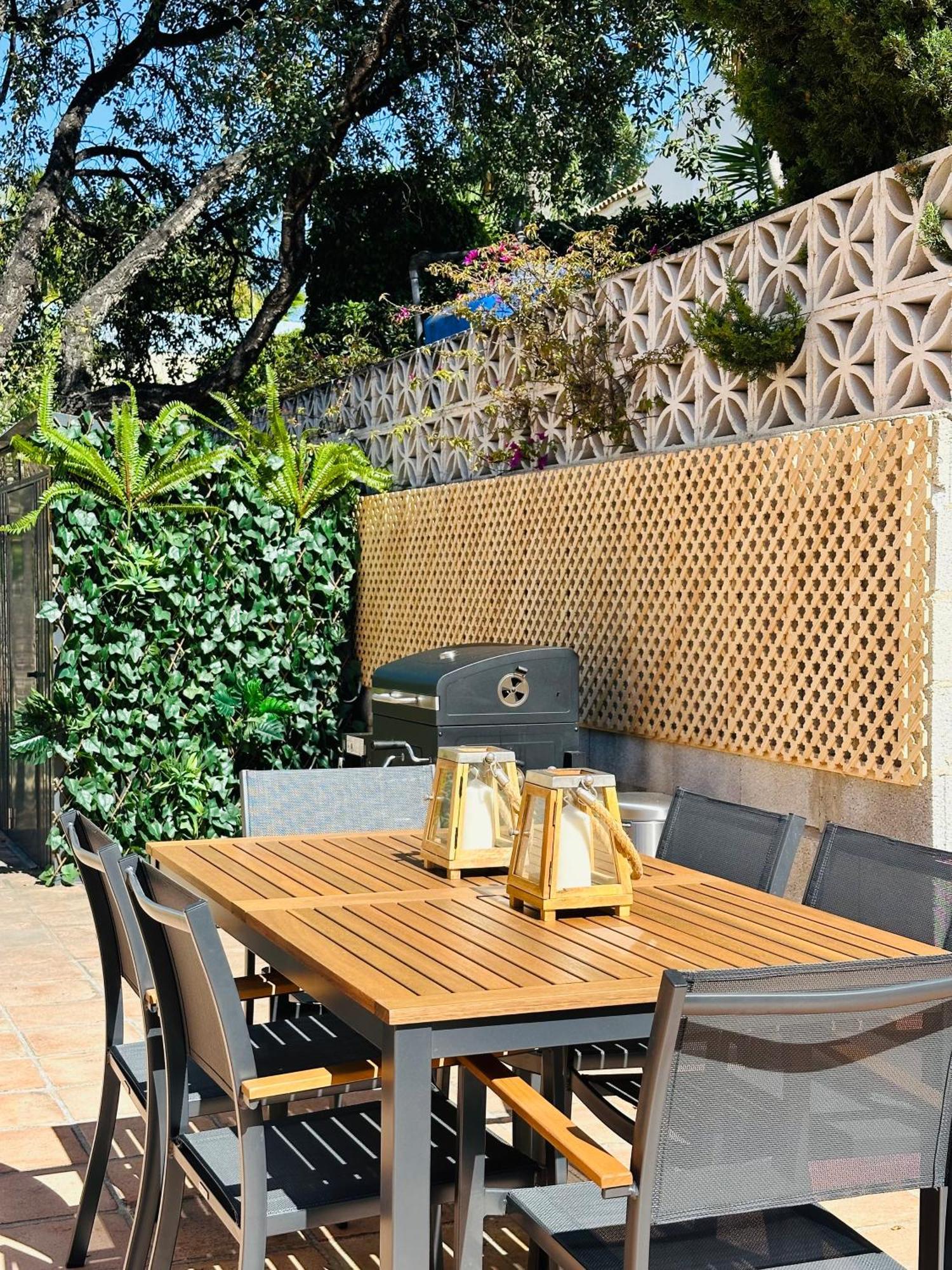 Villa Svim, Walking Distance To The Beach! Marbella Exteriör bild
