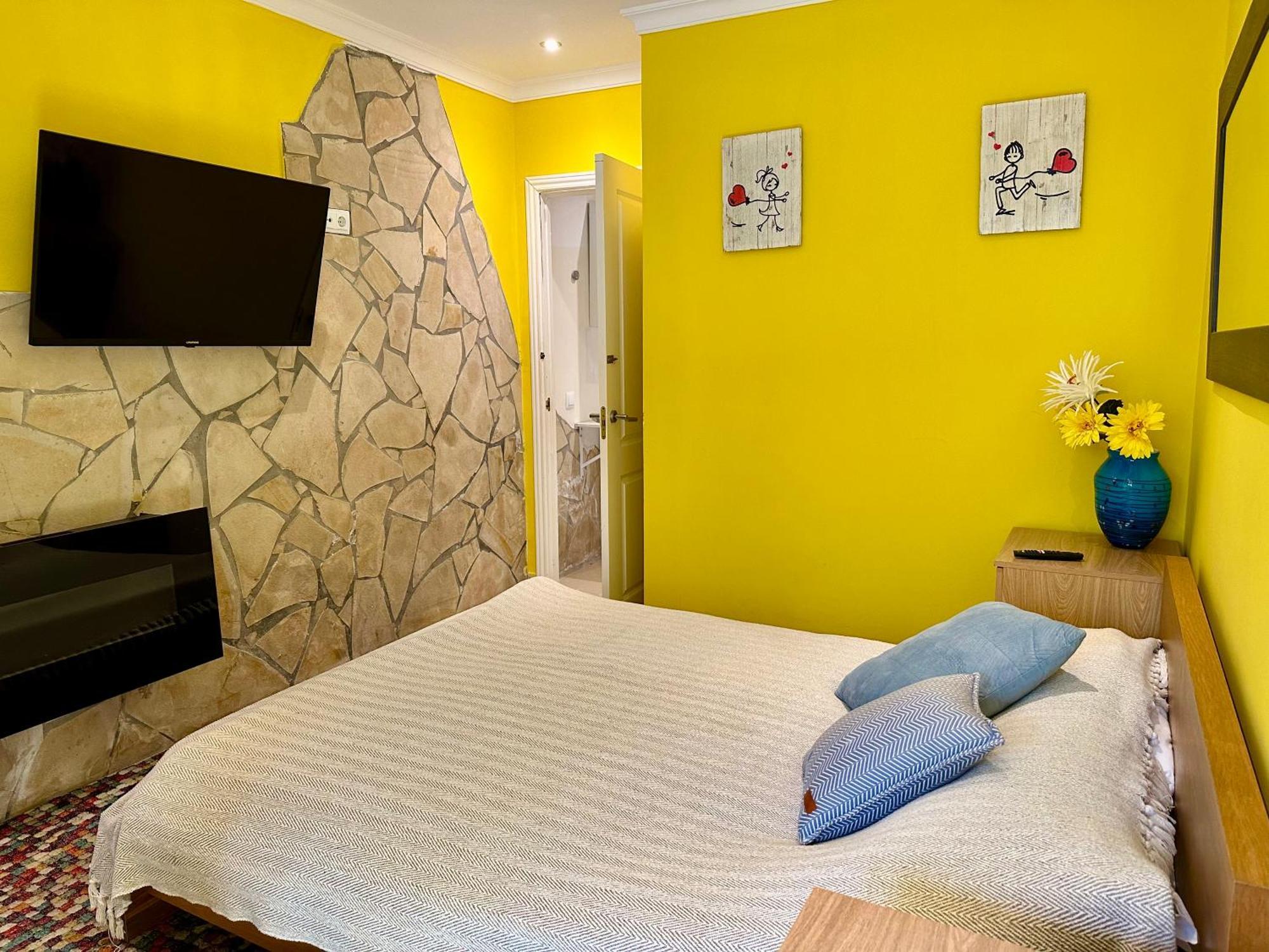 Villa Svim, Walking Distance To The Beach! Marbella Exteriör bild
