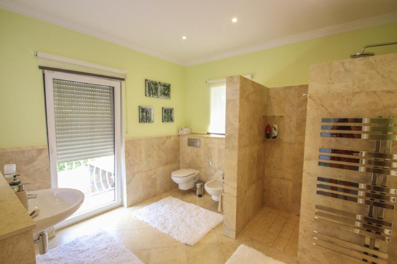 Villa Svim, Walking Distance To The Beach! Marbella Exteriör bild